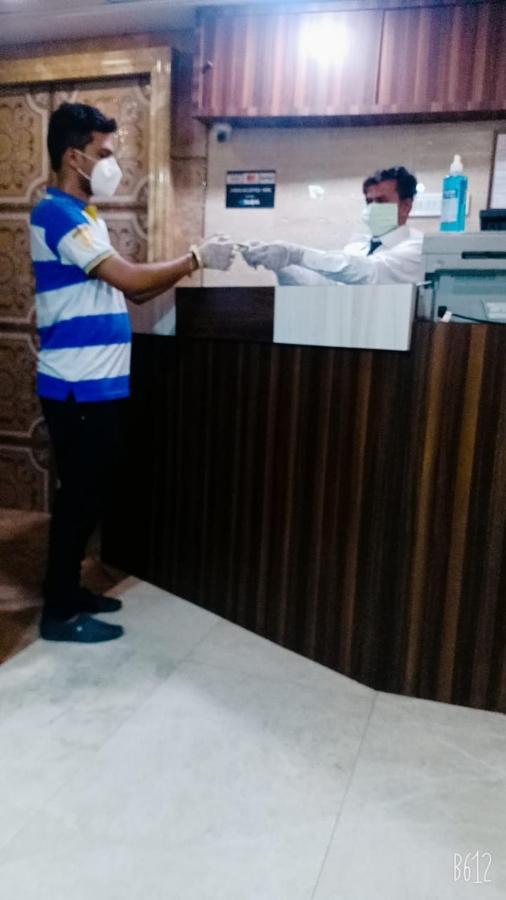 Hotel Alfa International Near Nanavati Hospital Mumbai Near Airport Mumbai Near Juhu Beach Zewnętrze zdjęcie