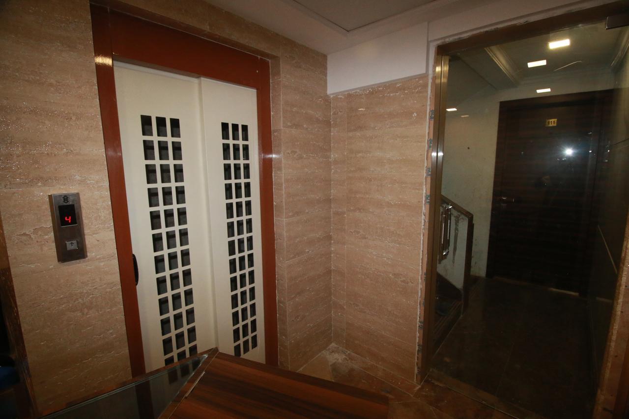 Hotel Alfa International Near Nanavati Hospital Mumbai Near Airport Mumbai Near Juhu Beach Zewnętrze zdjęcie